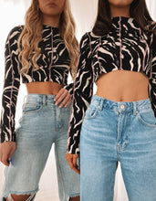 Load image into Gallery viewer, Raw Stitch Zebra Print Long Sleeve Crop
